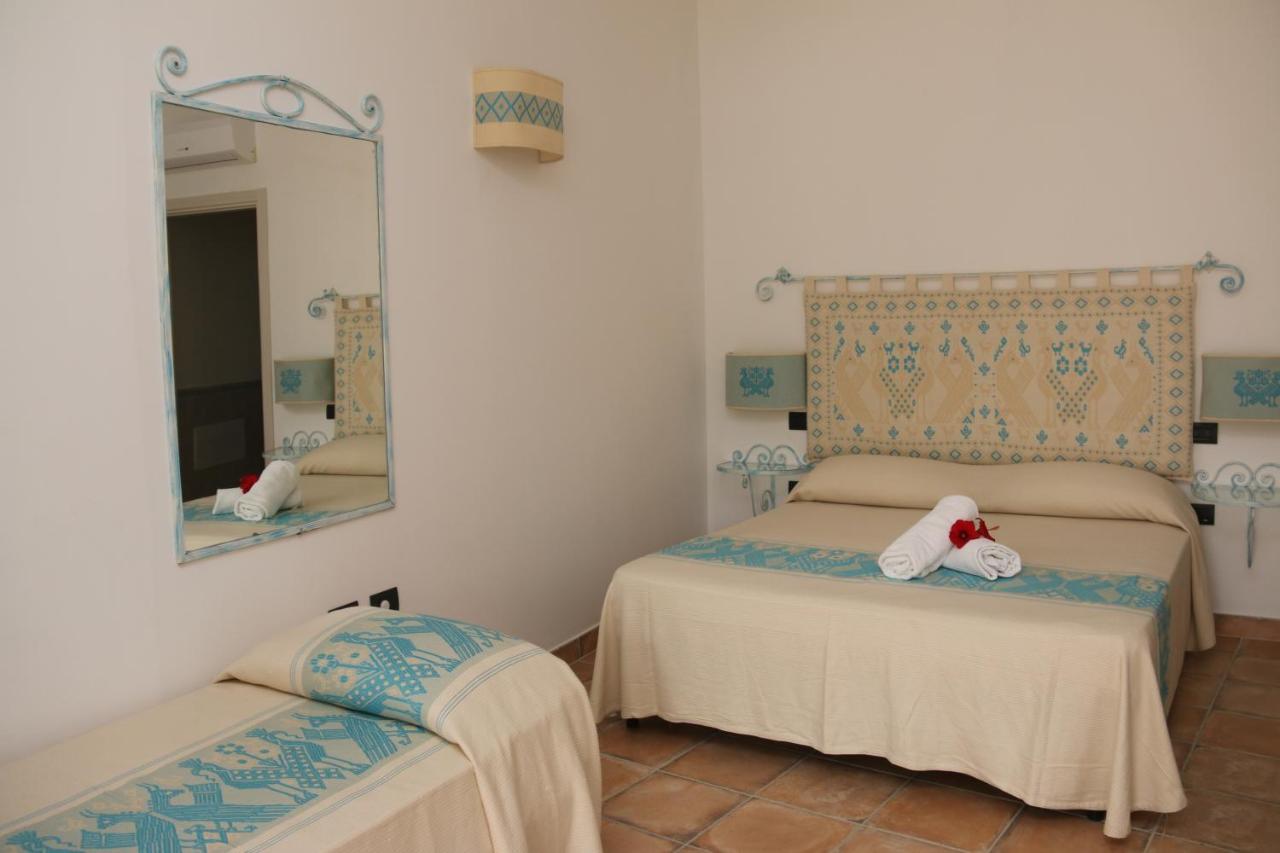 Hotel Altura Villasimius Esterno foto