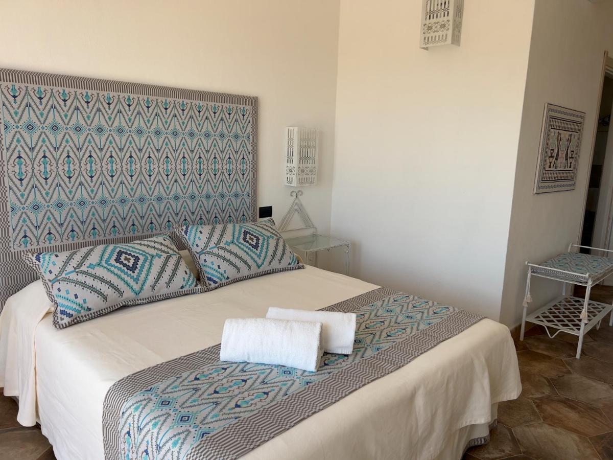 Hotel Altura Villasimius Esterno foto
